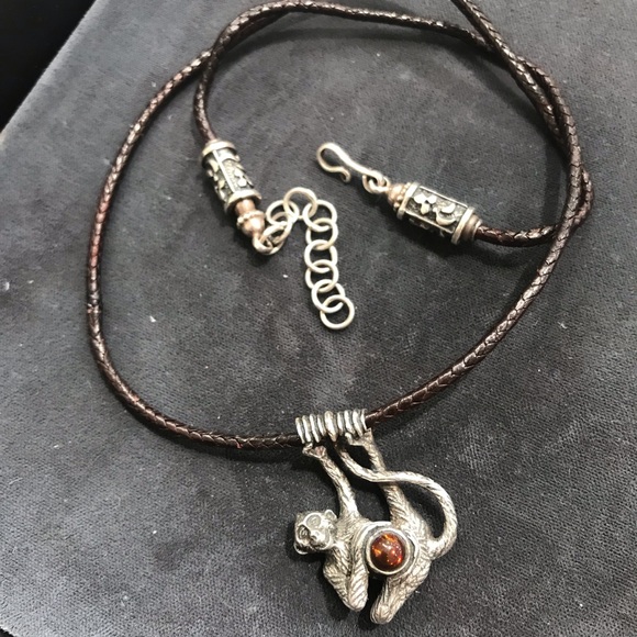 Lou Guerin Monkey and Fire Agate Leather Necklace RARE - Picture 6 of 9